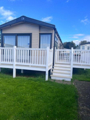 Coastal Caravan Seton Sands